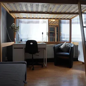 Studio 2 pièces sans cuisine - Gare de Liège Guillemins Appartement