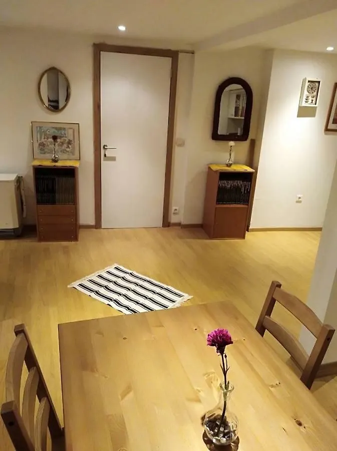 Appartement Charmant duplex à 200m de la cathédrale à Liège Belgique